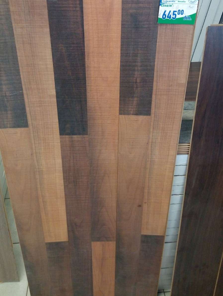 Izbor laminata u Market Parket prodavnici 2021 #282