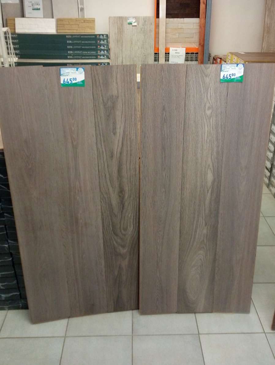 Izbor laminata u Market Parket prodavnici 2021 #285